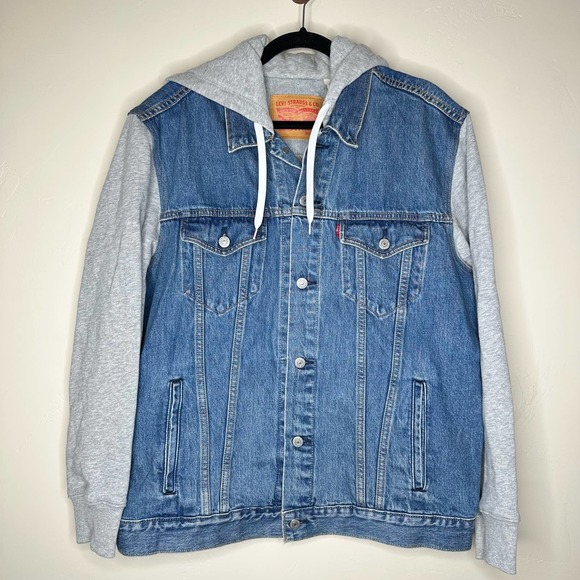 Levi's Other - Levi’s Hybrid Hooded Trucker Jean Denim Jacket Medium Wash Size XL